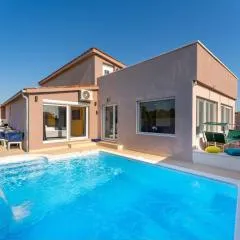 CASA CRYSTAL ISTRIA, villa with private pool, near the beach, with the sea view!