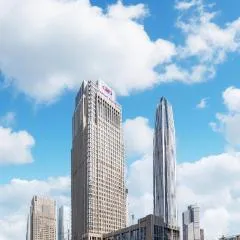 Crowne Plaza Shenzhen Futian, Near to Shenzhen Convention&Exhibition Centre, Shenzhen Stock Exchange and Shenzhen Civic Center, Outdoor Heated Pool
