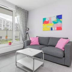 Sea and Stadium Apartments in good design with Parking & Garden by Rent like home