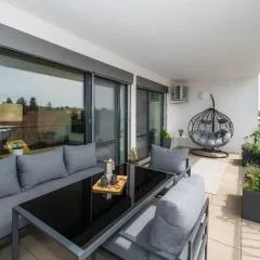 Fully equipped Apartments with Terraces, Free garage parking, Netflix & AC - by Apartmány Šlapanice cz