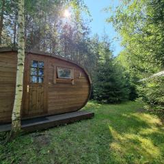 Privaatne puhkemajake koos saunamajaga