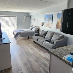 Updated Ocean Front Queen Suite- Sea Mist 20505