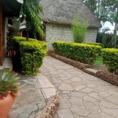 Pine Breeze Getaway LUKENYA