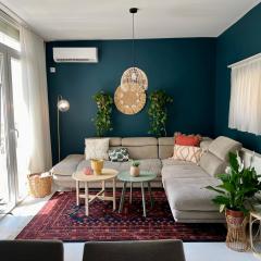 Blue & Bright Central
