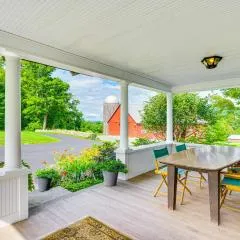 Idyllic Vermont Farmhouse: Mtn Views on 200 Acres!