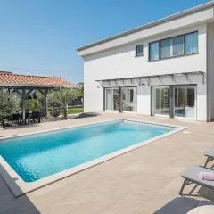 Villa Mia