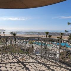 Appartement 2 chambres, balcon, piscine chauffée, accès plage, animaux admis, parking - FR-1-194-194