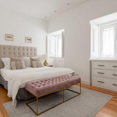 Central 3BR Duplex with Lift & AC by Host For Us