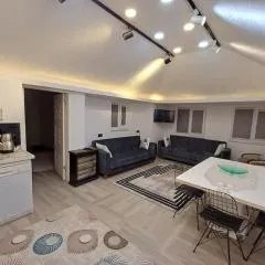Hıdırnebi House