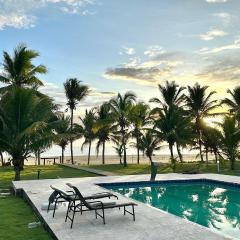 Casa frente ao Mar na Praia de Guaratiba