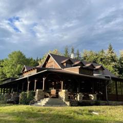 Areál Kamínka - POKOJE A APARTMÁNY