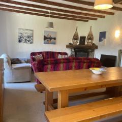 Chalet Muguet - Centre of Village location!