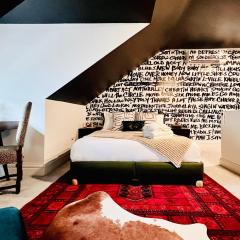 Drifterland Artistic Retreat in Lawrenceville