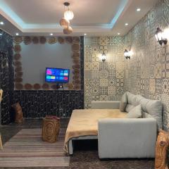 استوديو ارضي هادئ و مريح جدا