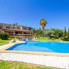 Magnífica villa con una piscina espectacular