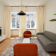 Chic 3BR Apt Near Fabrika - By Wehost