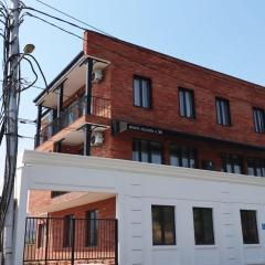 Luxurious 3BR Apartment W Stunning views