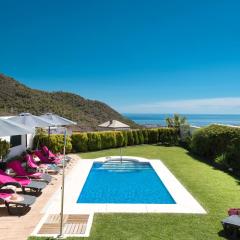 Villa Fuente by Villa Plus