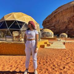 Rum Plaza Luxury Camp