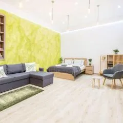 Studio Apartment in heart of Bartok Bela Boulevard