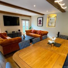 The Coach House - An exeptional 3 story house in the heart of the lanes with secure private parking