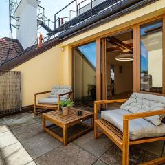 Fantastic Attic Apt with big Terrace