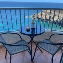Relax Monís Incredible Ocean Views