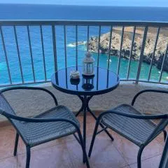 Relax Monís Incredible Ocean Views