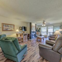 Ruidoso Condo with Golf View about 17 Mi to Ski Apache!