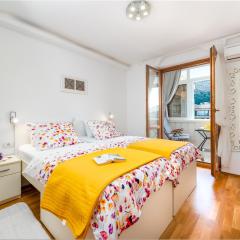 SB Apartment No 1