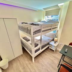 Lux Quadruple Media City MUFC Salford