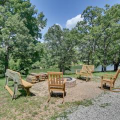 Table Rock Lake Apt with Community Dock and Fire Pits!