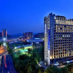 Mehood Lestie, Hangzhou West Lake Huanglong Sports Center Flagship Store