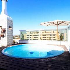 Cobertura c/ Piscina, 300m do Mar, Ingleses P2552