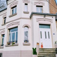Villa spacieuse avec jardin, terrasse, et équipements complets à Baives, proche Belgique et Val Joly - FR-1-510-218