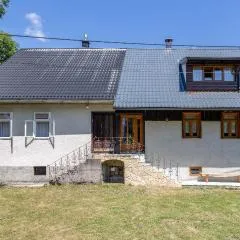 4 Bedroom Nice Home In Begovo Razdolje