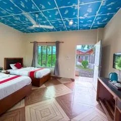 Greenland Safari, Sauraha