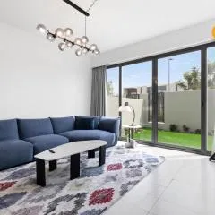 Keysplease 4BR Villa walking to pool, Cherrywoods Family Community