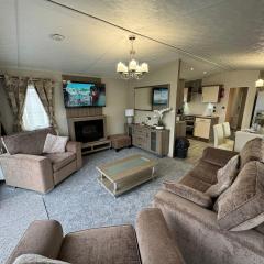 Golden Palm Resort - The Superior Retreat - Coastal Caravan Breaks