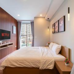 River View Apartment near Ben Thanh Free Netflix Gym High Floor