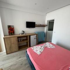 Anila's Triple room with Grand Terrace