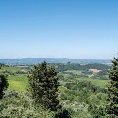 Tuscan Tempo Cozy Medieval Apt in Chianti