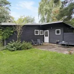 3 Bedroom Nice Home In Liseleje