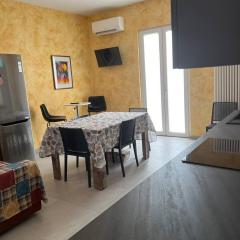 Casa Caselle intero appartam indipend 100mq 2 stanze 2 bagni e cucina