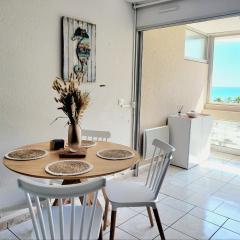 Canet-en-Roussillon T2 Moderne - Climatisation - Parking privé - Plage à 2 pas! - FR-1-794-155