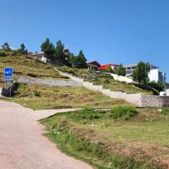 Haven Lodge Bhurban, Cheerful 3BR Cottage