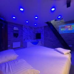 Maison Appartement Triplex avec jacuzzi et sauna