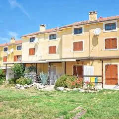 Vabriga Family Apartment with Pool