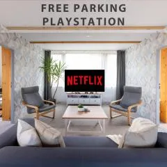 VOUSATÁ DÁMA - PS3 - Parking free