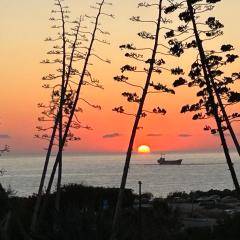 Seaview apartment with garden & pool